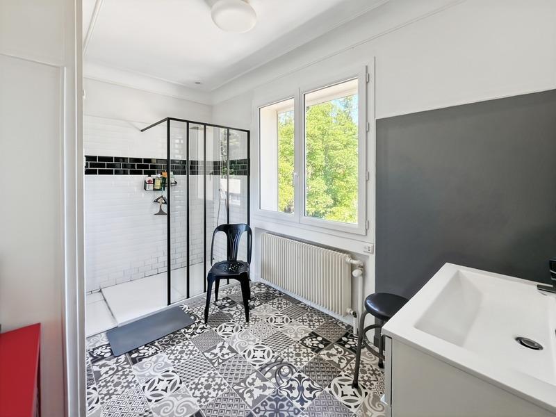 Maison - 160 m² - 7 pièces