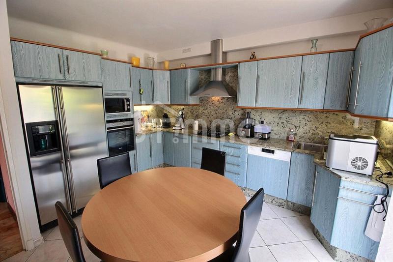 Maison de ville - 180 m² - 6 pièces