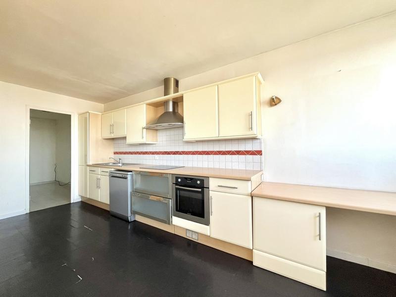 Appartement - 76 m² - 4 pièces