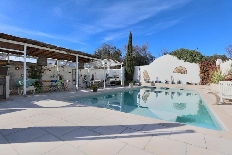 Maison - 190 m² - 7 pièces