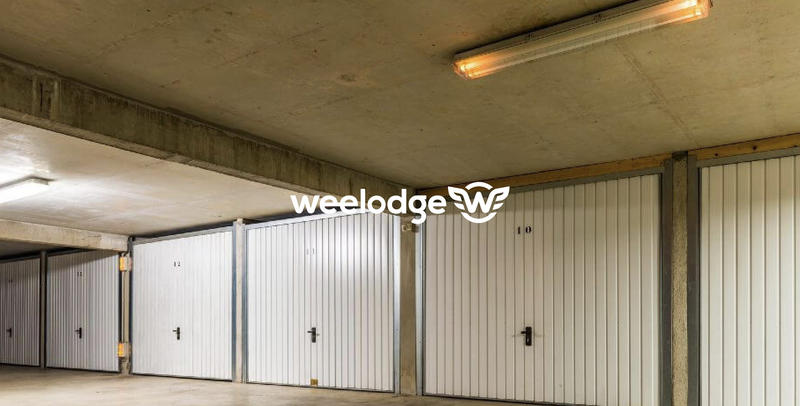 Parking / Garage - 13 m²