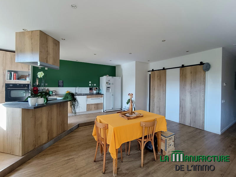 Appartement - 109 m² - 4 pièces