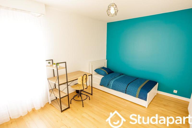 Chambre - 10 m² - 1 pièce