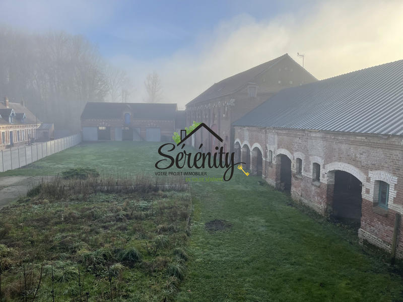 Maison ancienne - 1 081 m² - 11 pièces