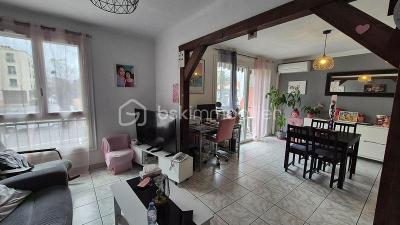 Appartement - 82 m² - 5 pièces