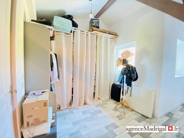 Appartement - 79 m² - 4 pièces