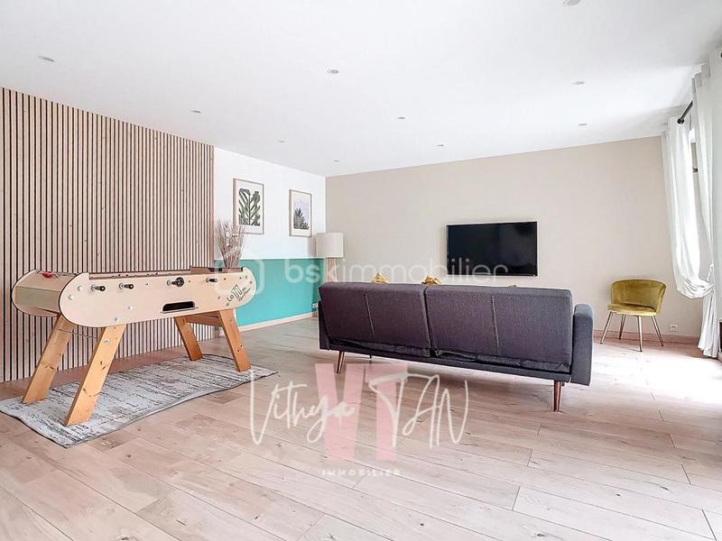 Appartement - 81 m² - 3 pièces