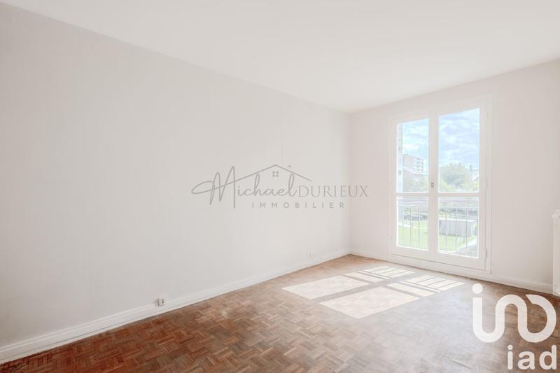 Appartement - 90 m² - 5 pièces