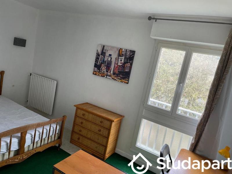 Chambre - 10 m² - 1 pièce