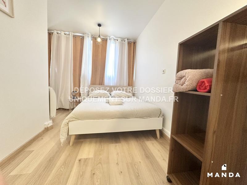 Chambre - 10 m² - 4 pièces