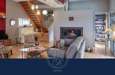 Maison - 277 m² - 8 pièces