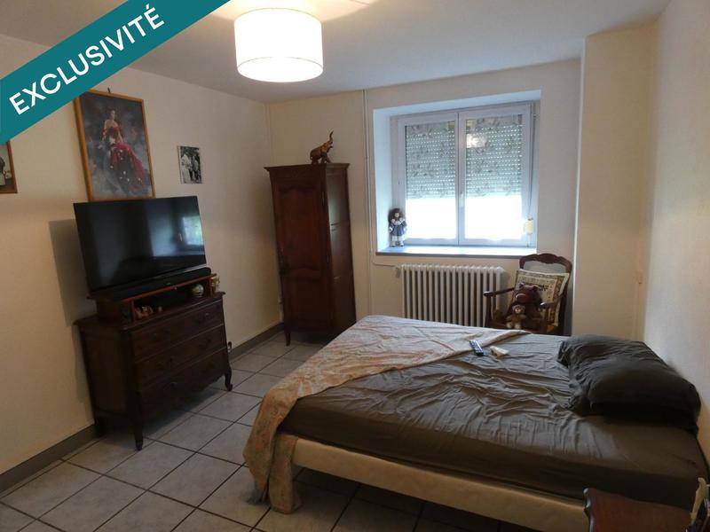 Maison - 292 m² - 10 pièces