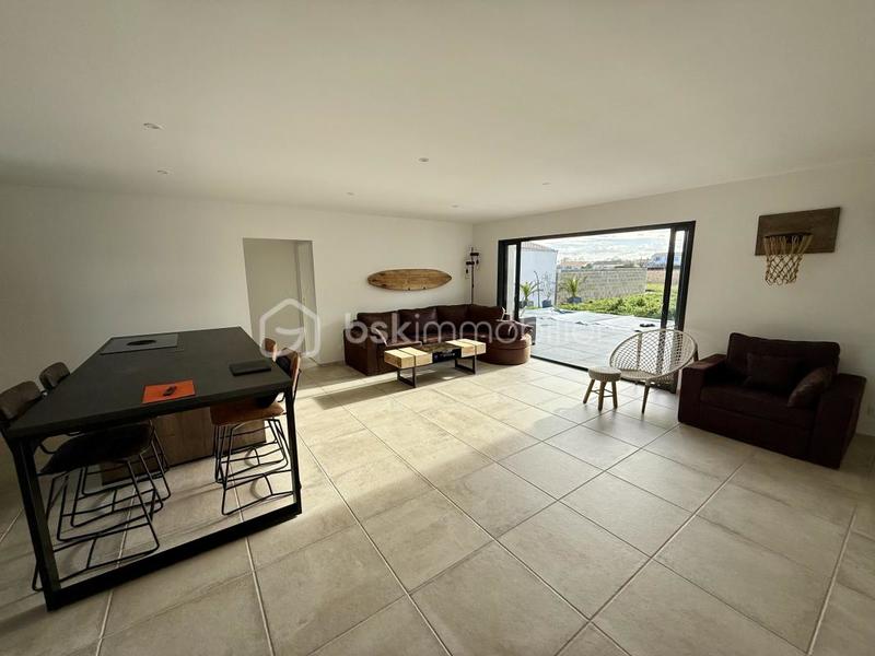 Maison - 97 m² - 4 pièces