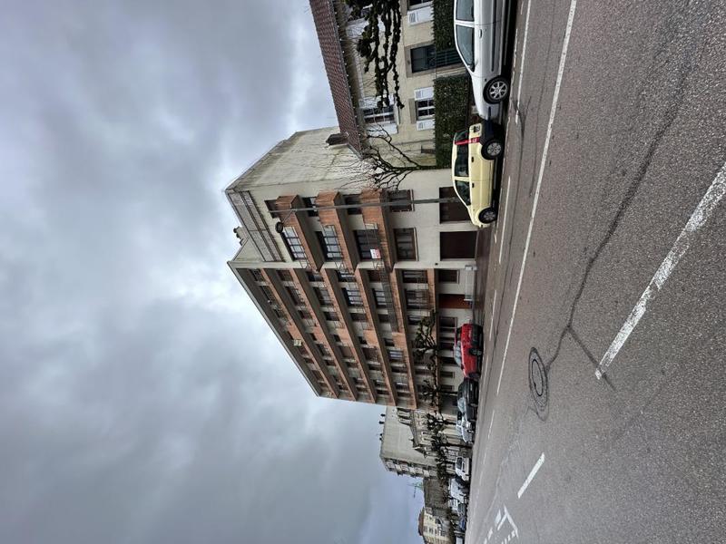 Appartement ancien - 64 m² - 3 pièces