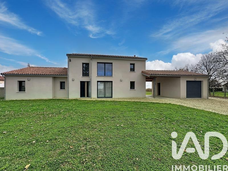 Maison - 142 m² - 5 pièces