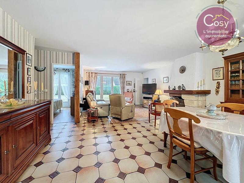 Pavillon - 136 m² - 6 pièces