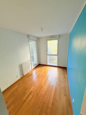 Studio - 60 m² - 3 pièces