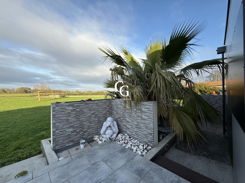 Maison - 144 m² - 5 pièces