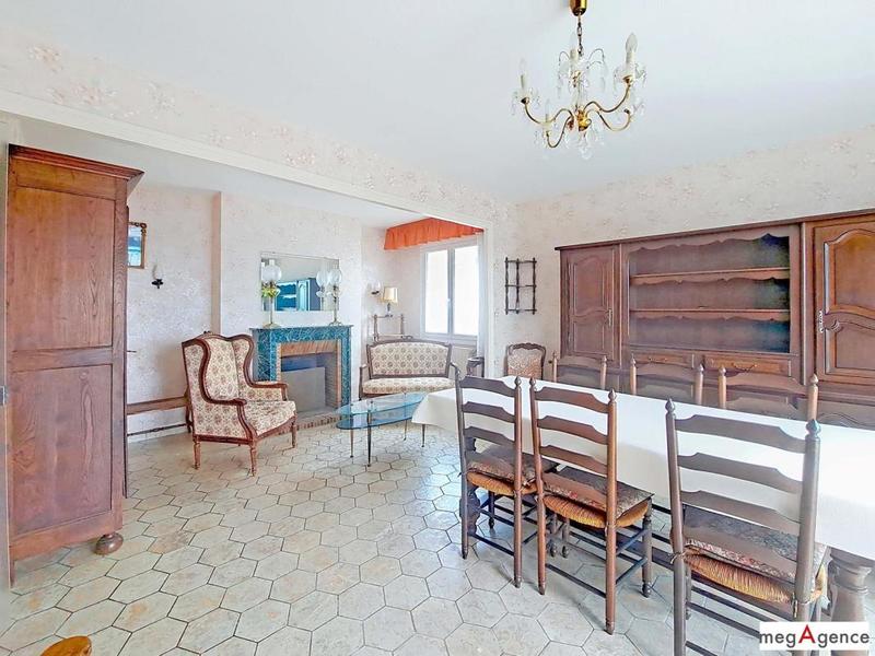 Maison traditionnelle - 135 m² - 5 pièces