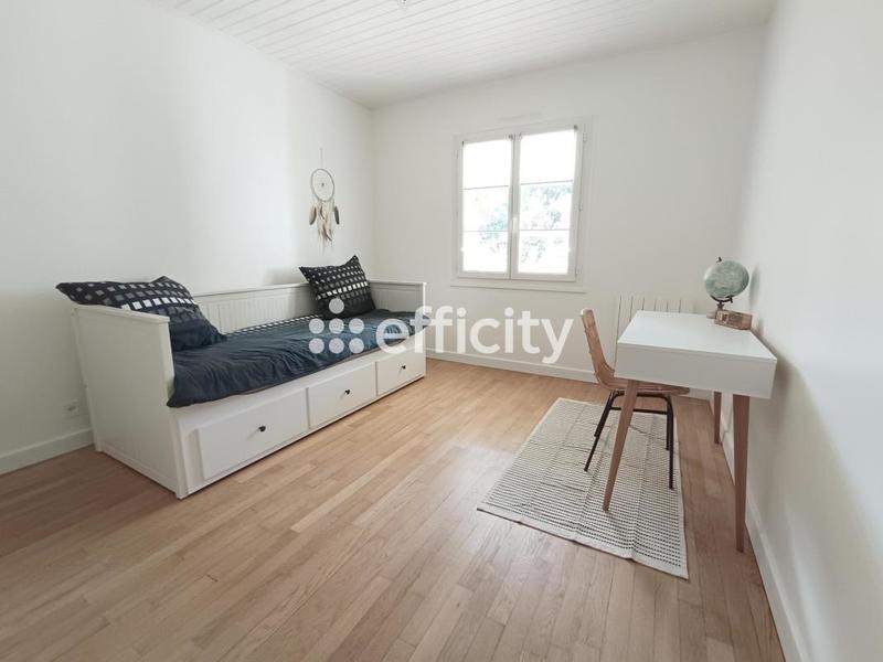 Pavillon - 153 m² - 6 pièces