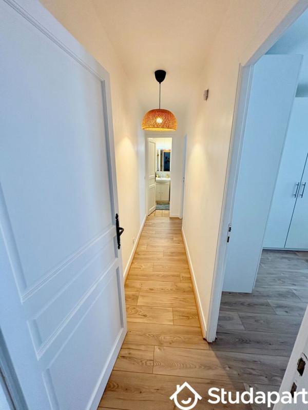 Chambre - 12 m² - 1 pièce