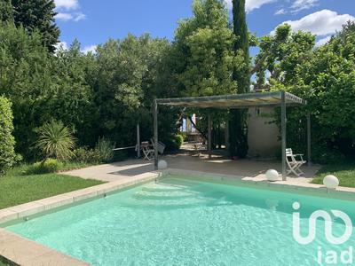 Maison - 243 m² - 8 pièces