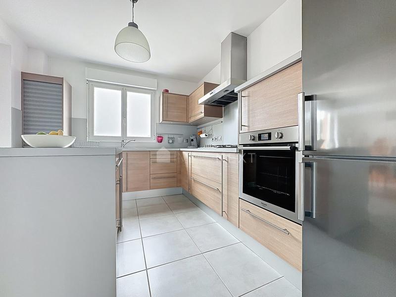 Maison - 135 m² - 7 pièces