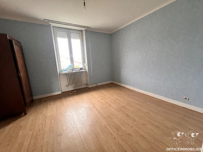 Maison - 200 m² - 5 pièces