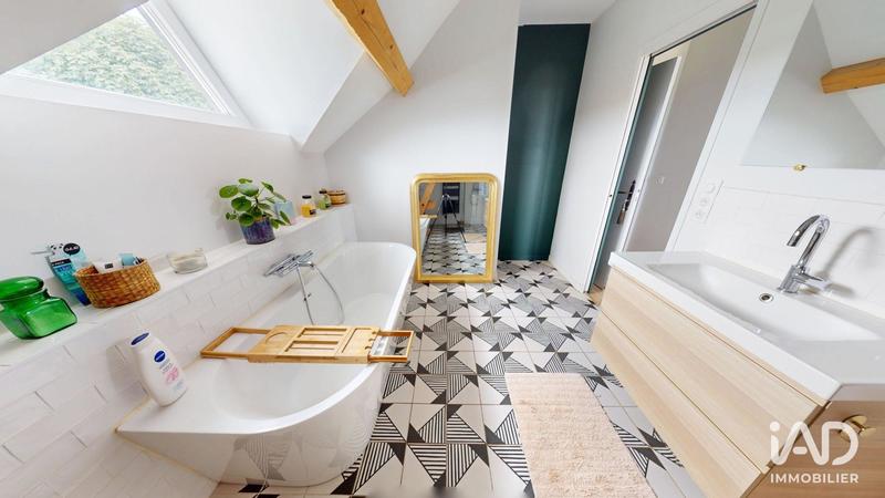 Maison - 190 m² - 4 pièces