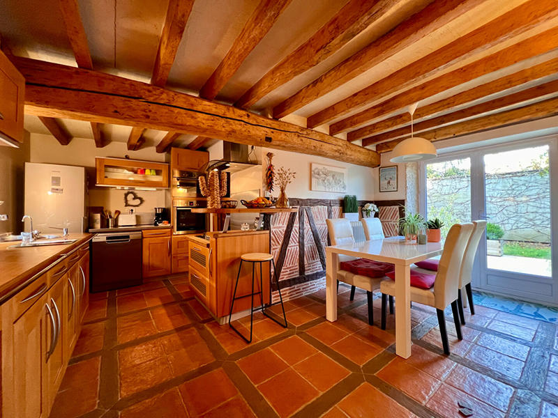 Maison - 147 m² - 7 pièces