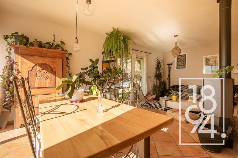 Maison - 120 m² - 5 pièces