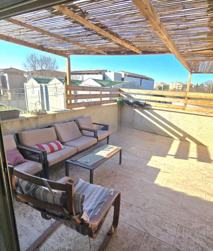 Immeuble - 140 m² - 8 pièces