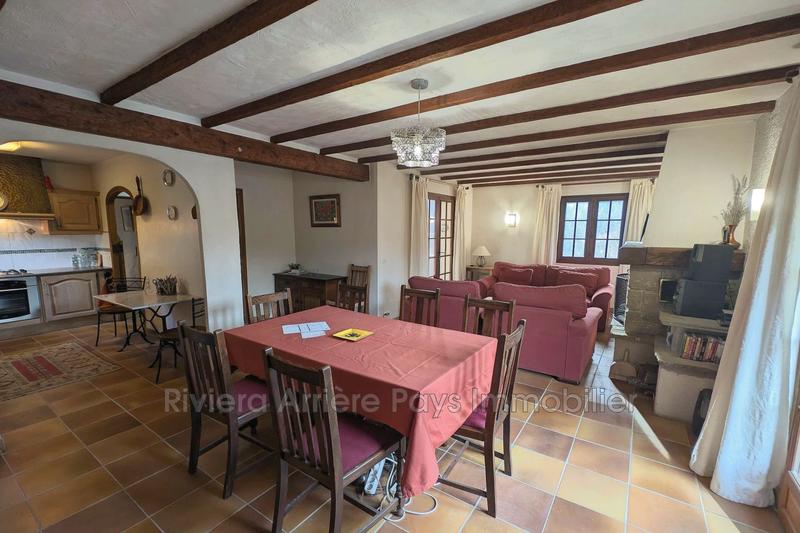 Maison - 122 m² - 6 pièces