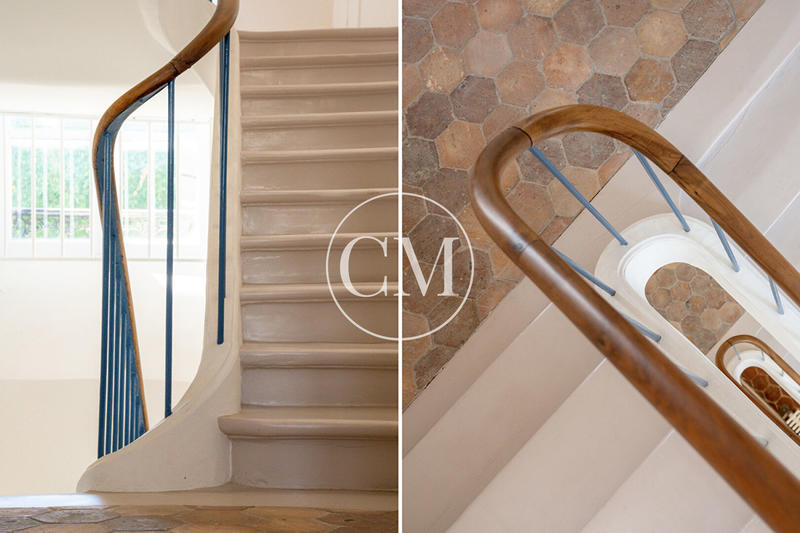 Hôtel particulier - 305 m² - 11 pièces