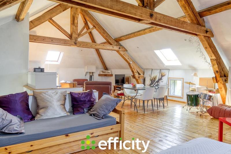 Demeure - 284 m² - 7 pièces