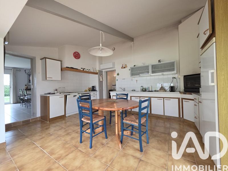 Maison de village - 310 m² - 12 pièces