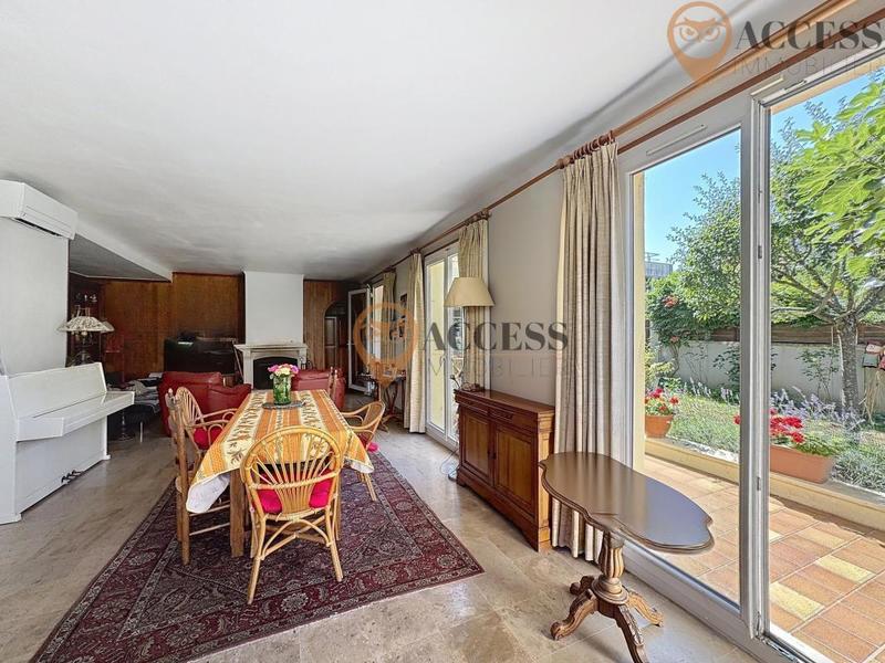 Maison - 178 m² - 6 pièces