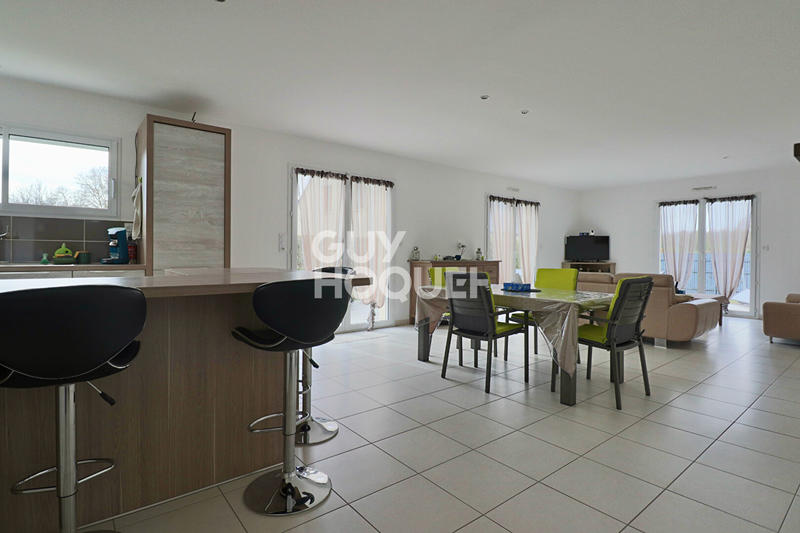 Maison - 110 m² - 5 pièces