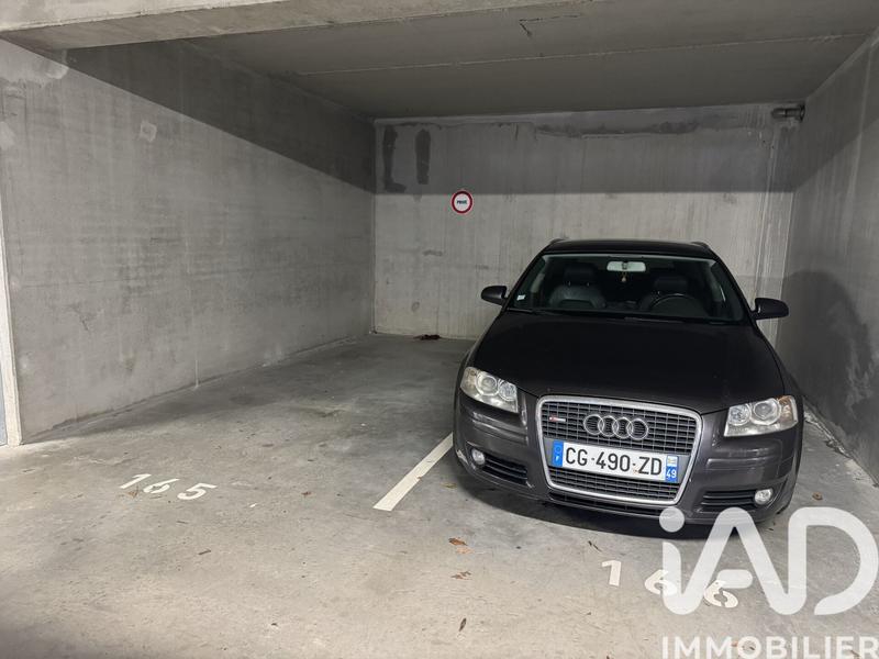 Parking - 13 m²