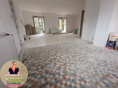 Maison - 143 m² - 5 pièces