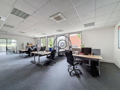 Bureau - 162 m²