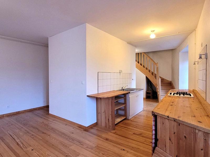 Appartement - 80 m² - 3 pièces