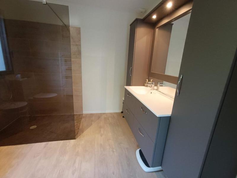 Maison - 200 m² - 5 pièces