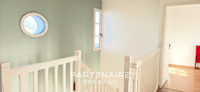 Maison - 135 m² - 6 pièces