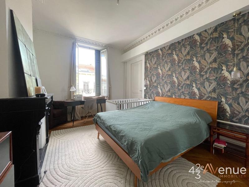 Appartement - 132 m² - 5 pièces