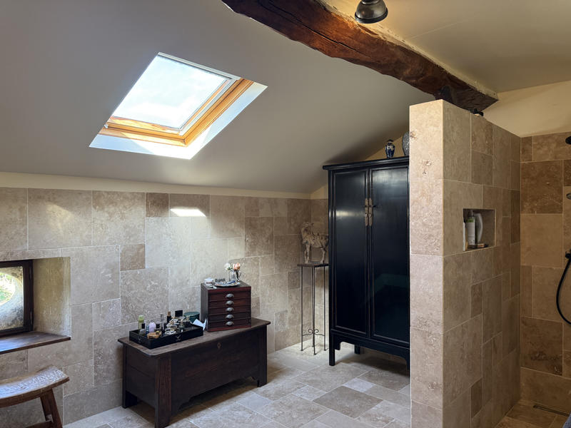 Maison - 280 m² - 10 pièces