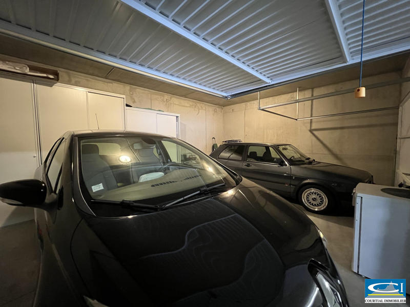 Appartement - 83 m² - 4 pièces