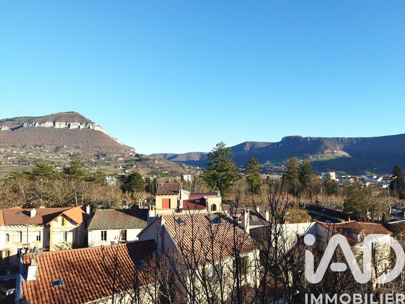 Appartement - 142 m² - 5 pièces