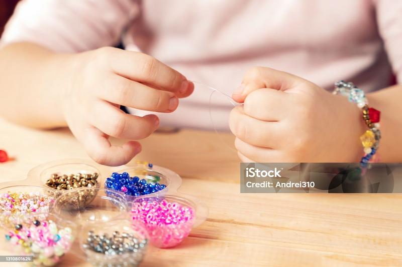 Atelier enfant - Création de bijoux
