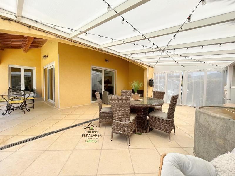 Immeuble - 593 m² - 5 pièces